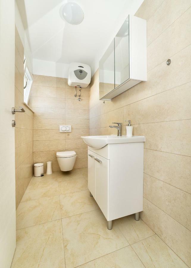 Kuca Buzov - Holiday House In Croatia Srima Εξωτερικό φωτογραφία