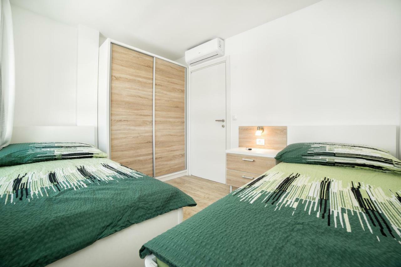 Kuca Buzov - Holiday House In Croatia Srima Εξωτερικό φωτογραφία